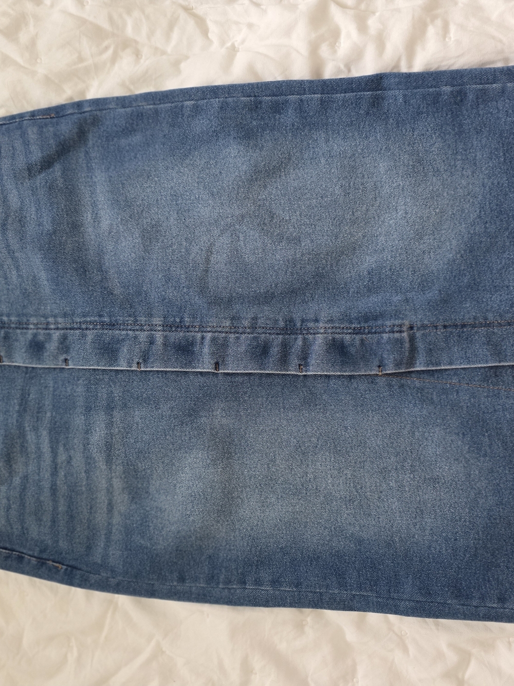 Express Mid-Blue Button-Front Denim Skirt*stretch* - Picture 3 of 5